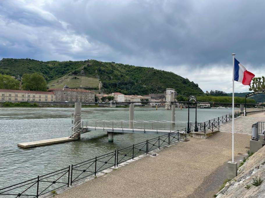 Вилла La Batellerie, Vue Sur Rhone Тен-л'Эрмитаж Экстерьер фото